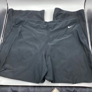 Nike pants capri size large